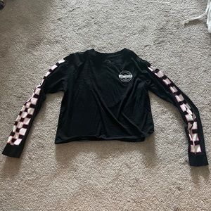 Hollister Long Sleeve Crop Top Color Changing